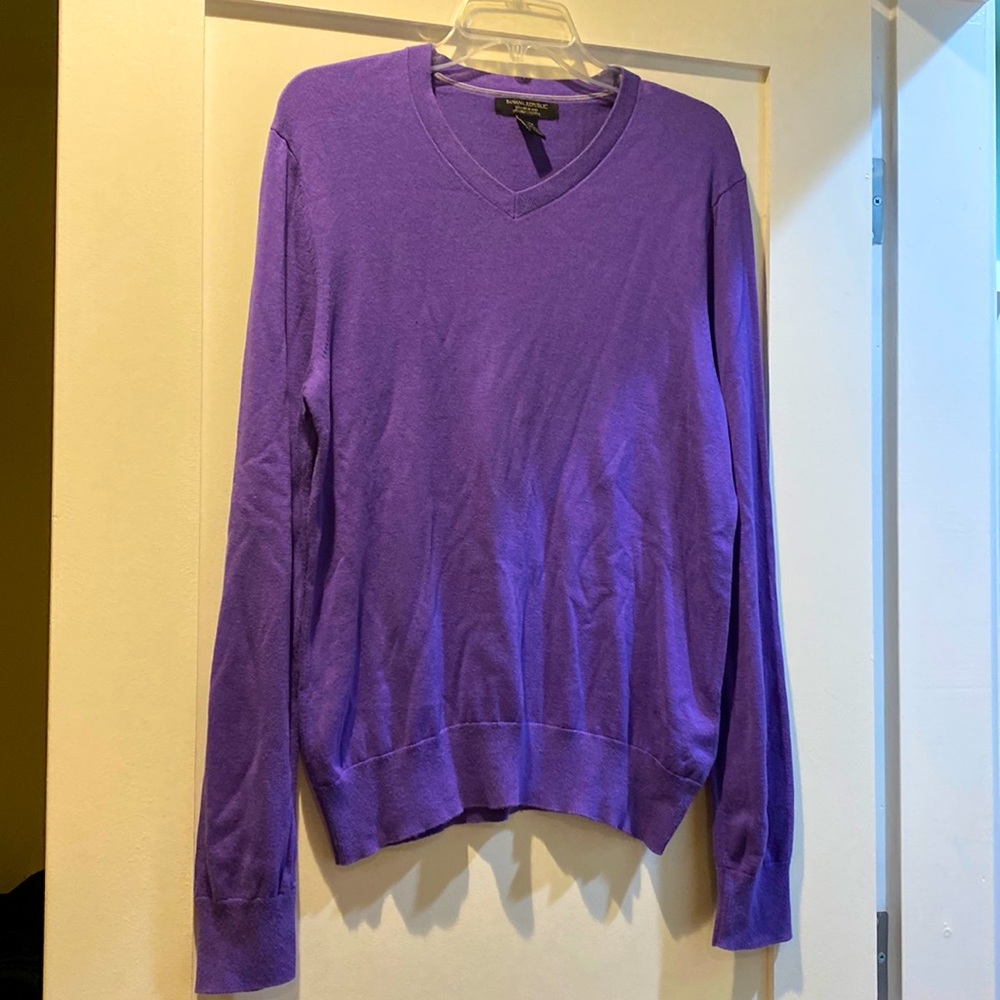 Banana Republic sweater. Size M